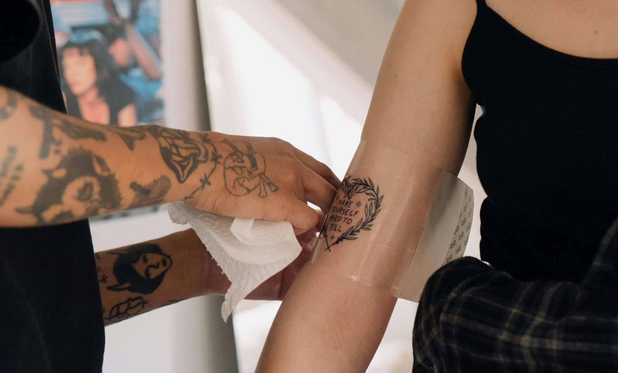 Second Skin Tattoo Aftercare: Essential Dos and Don'ts for Recovery
